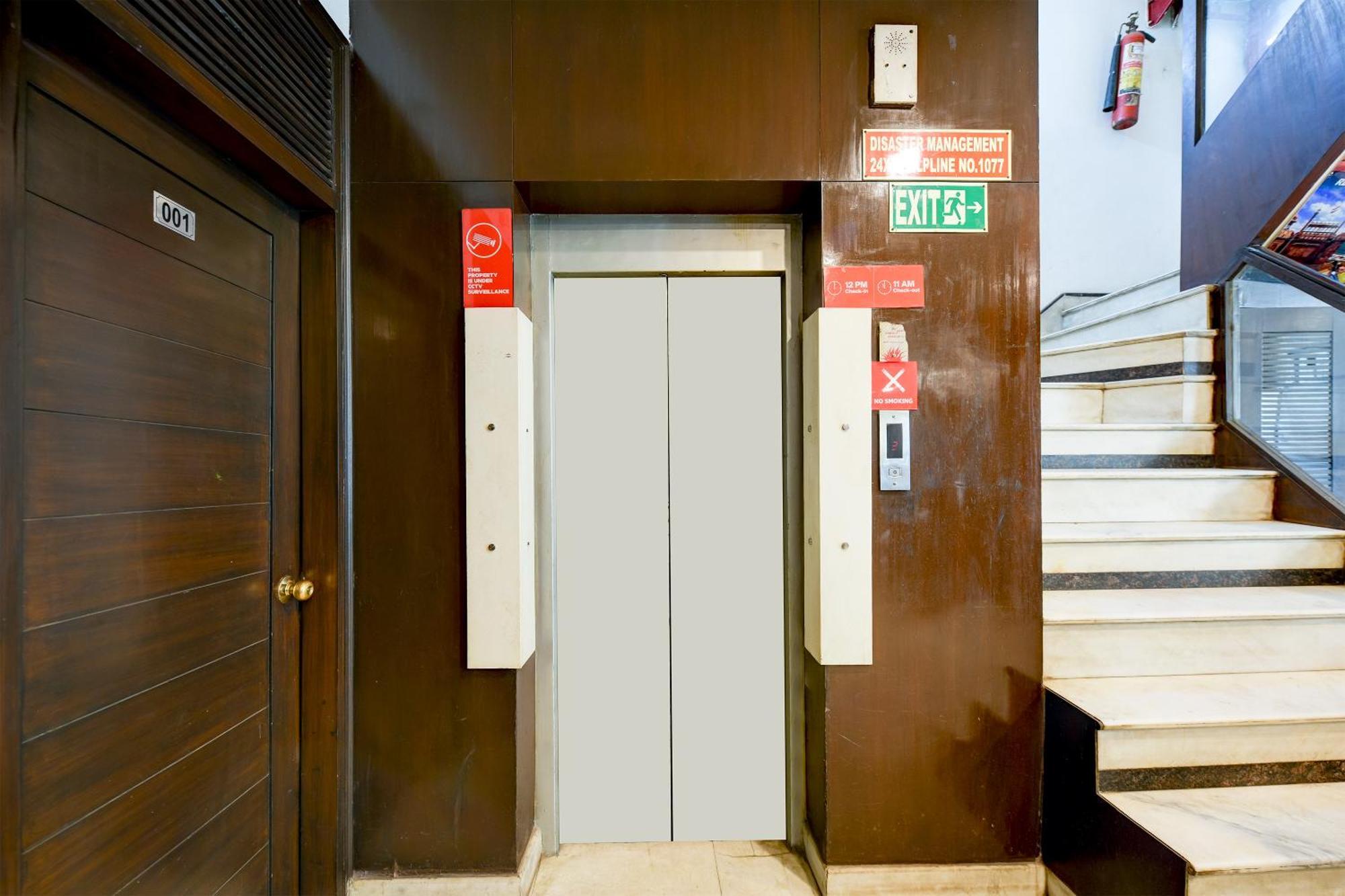 The Raj At Railway Station Hotel 3*
